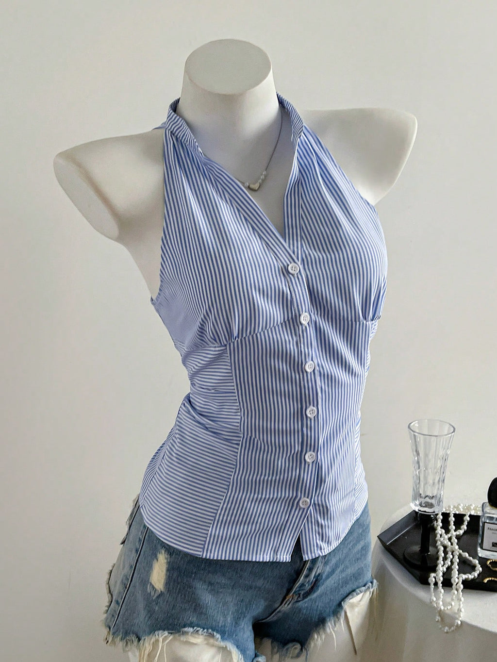 Women's Niche Short Striped Sleeveless Shirt