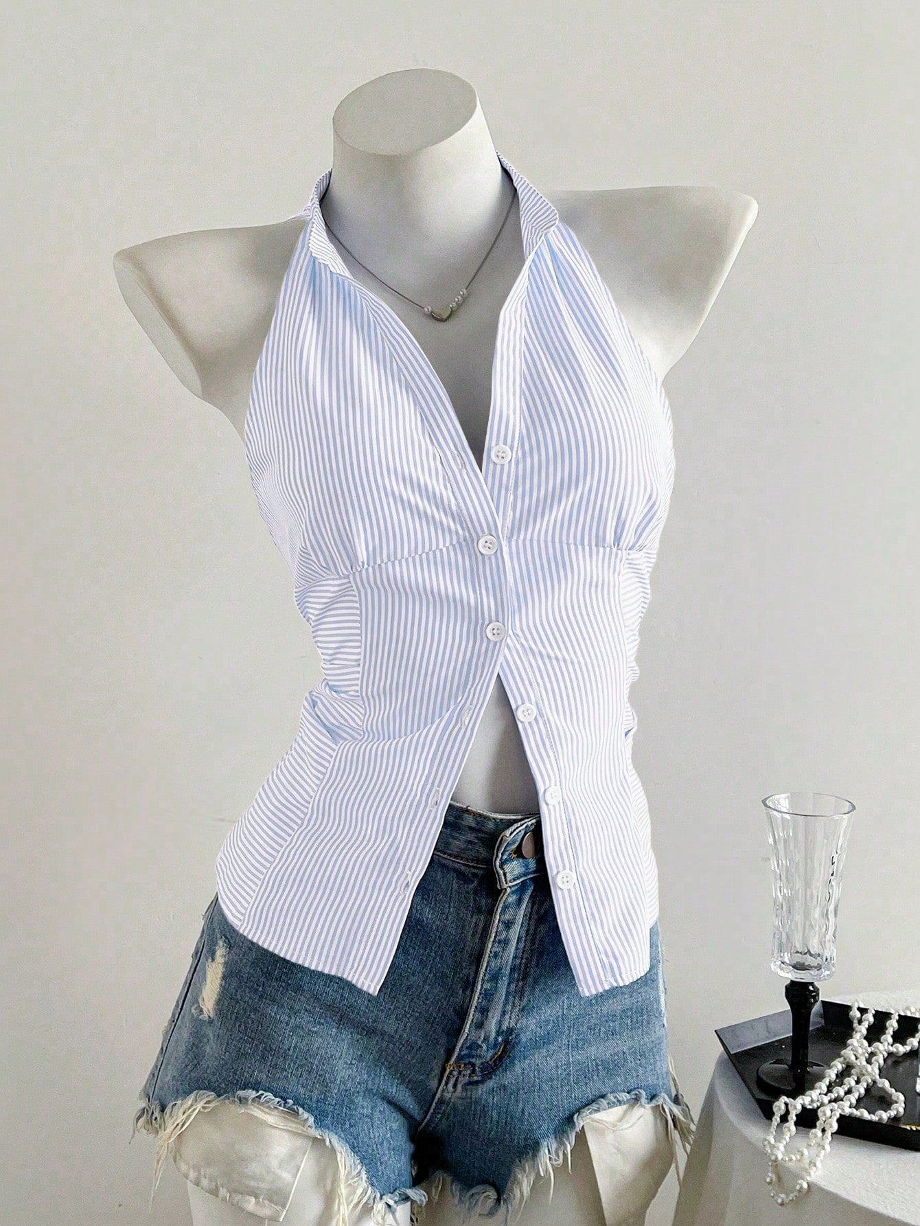 Women's Niche Short Striped Sleeveless Shirt